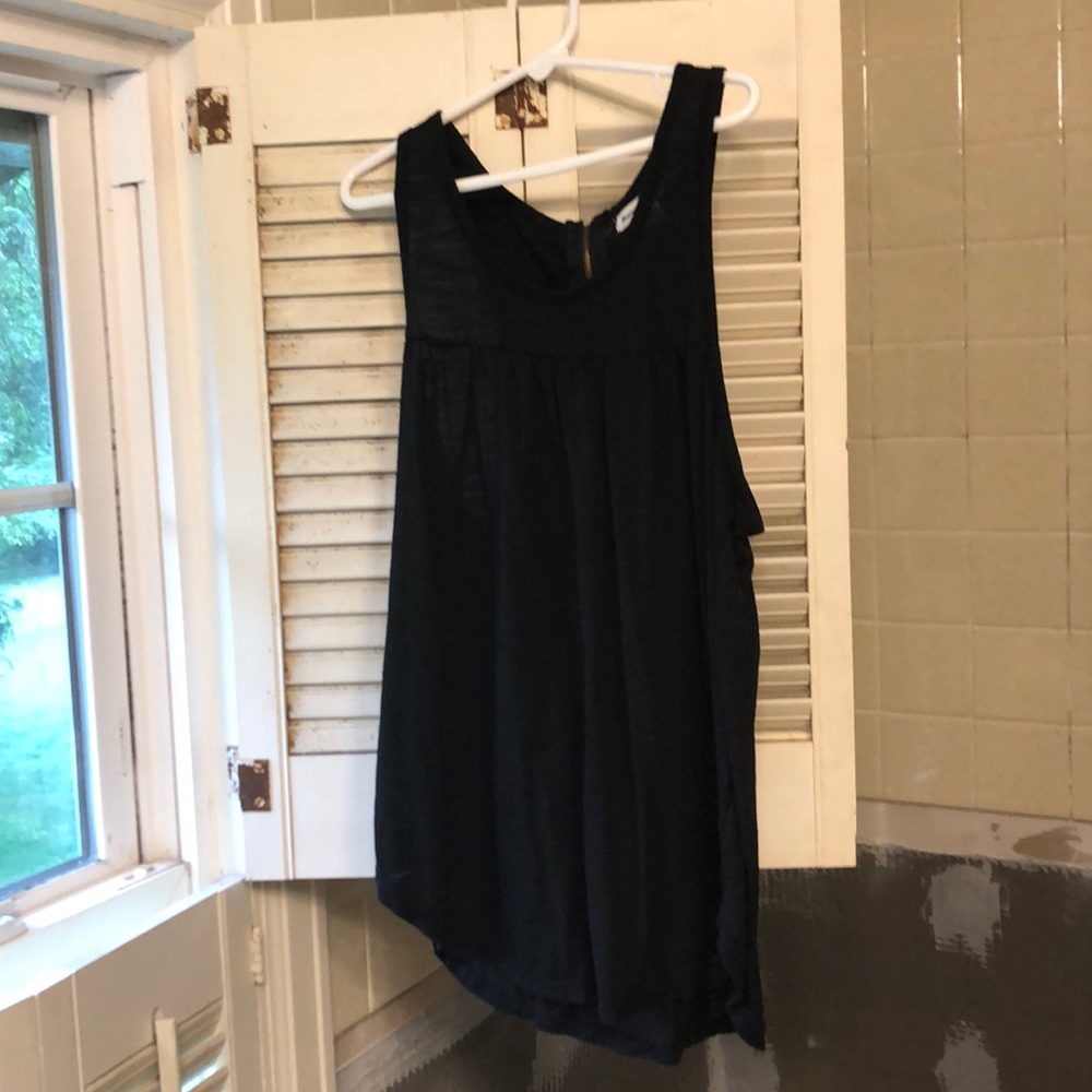 Black Flowy Tank Top